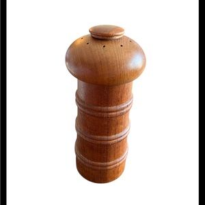 Vintage Jens Quistgaard Dansk Designs Teak Wood Pepper Mill Denmark Grinder